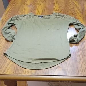 Fair Condition Rue21 Juniors Sz Small Green Lace Roll Tab 3/4 Sleeve Top